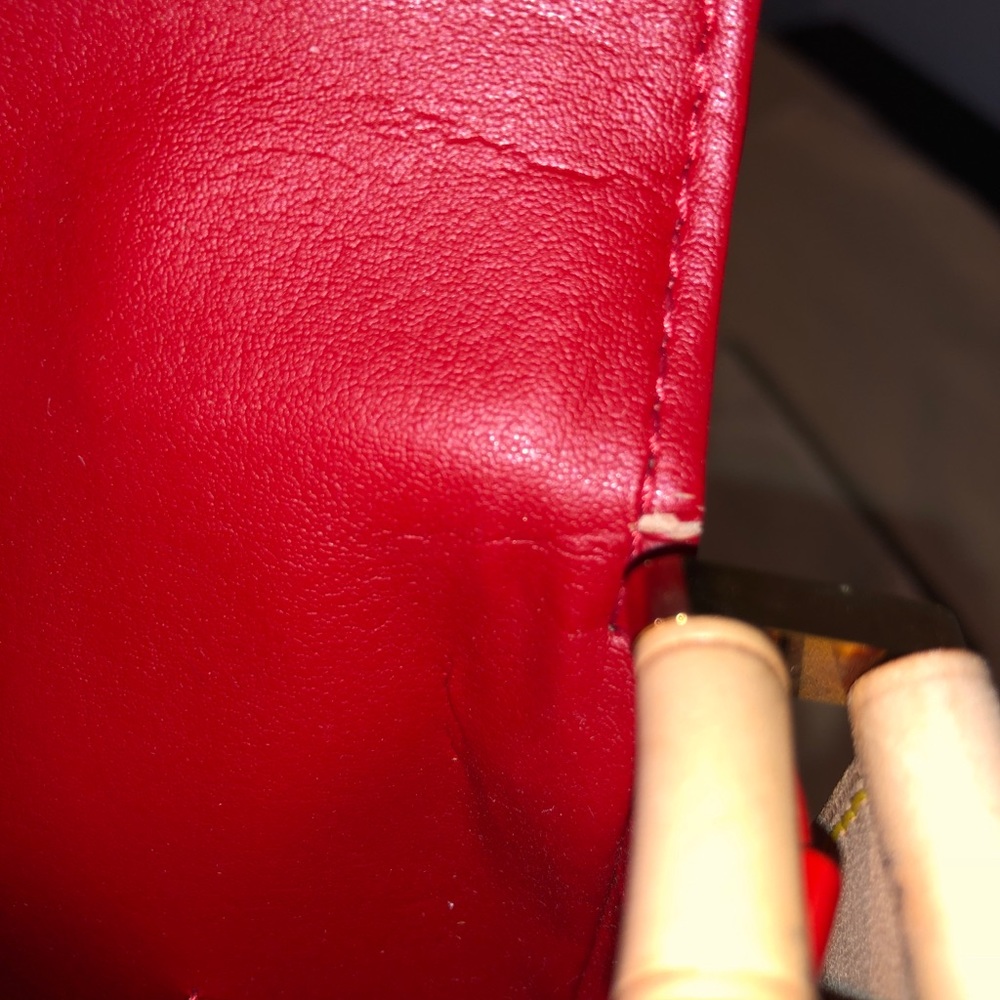 Louis Vuitton Red Monogram Vernis Thompson - Picture 7 of 8